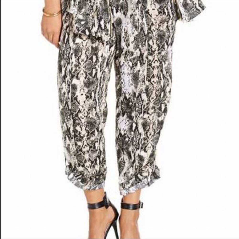NWOT Calvin Klein Snake Print Linen Pants